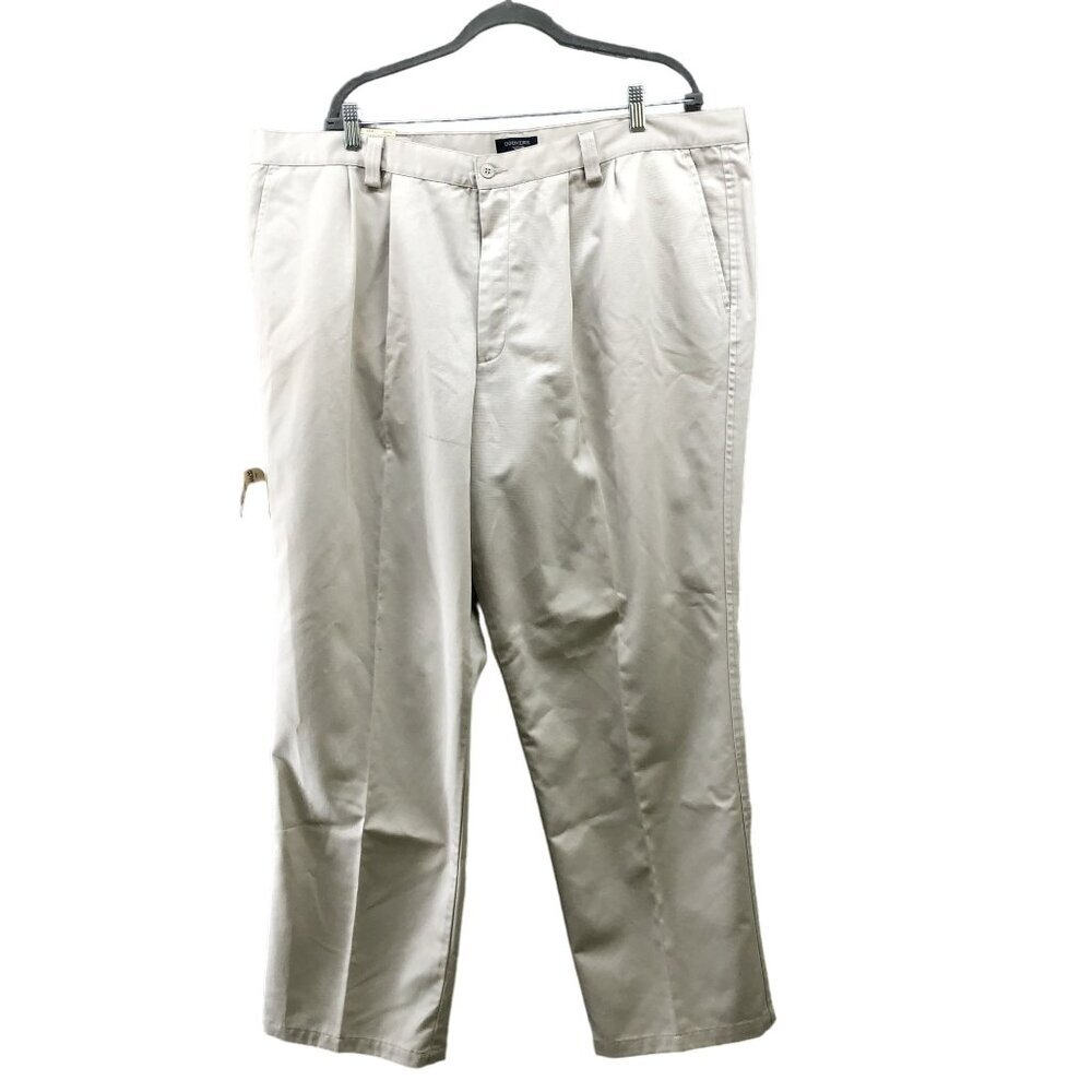 NWT Docker's Washed Chino Mens 44x30 Pleated‎ Front Relaxed No Wrinkle Beige